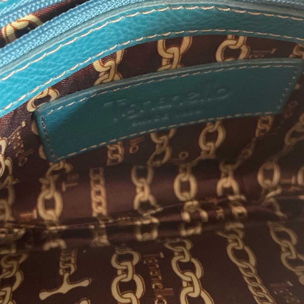 Tignanello women’s leather Teal Crossbody purse bag - Picture 5 of 7